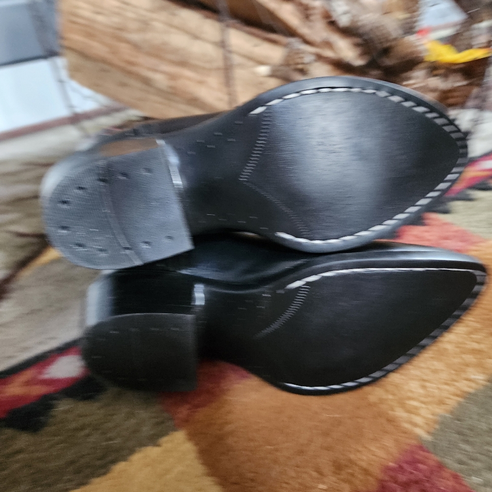 Black Western Boys Cody James Cowboy Boots with Red Stitching - Picture 4 of 9